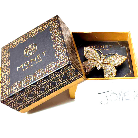 Monet Butterfly Brooch - Picture 6 of 7